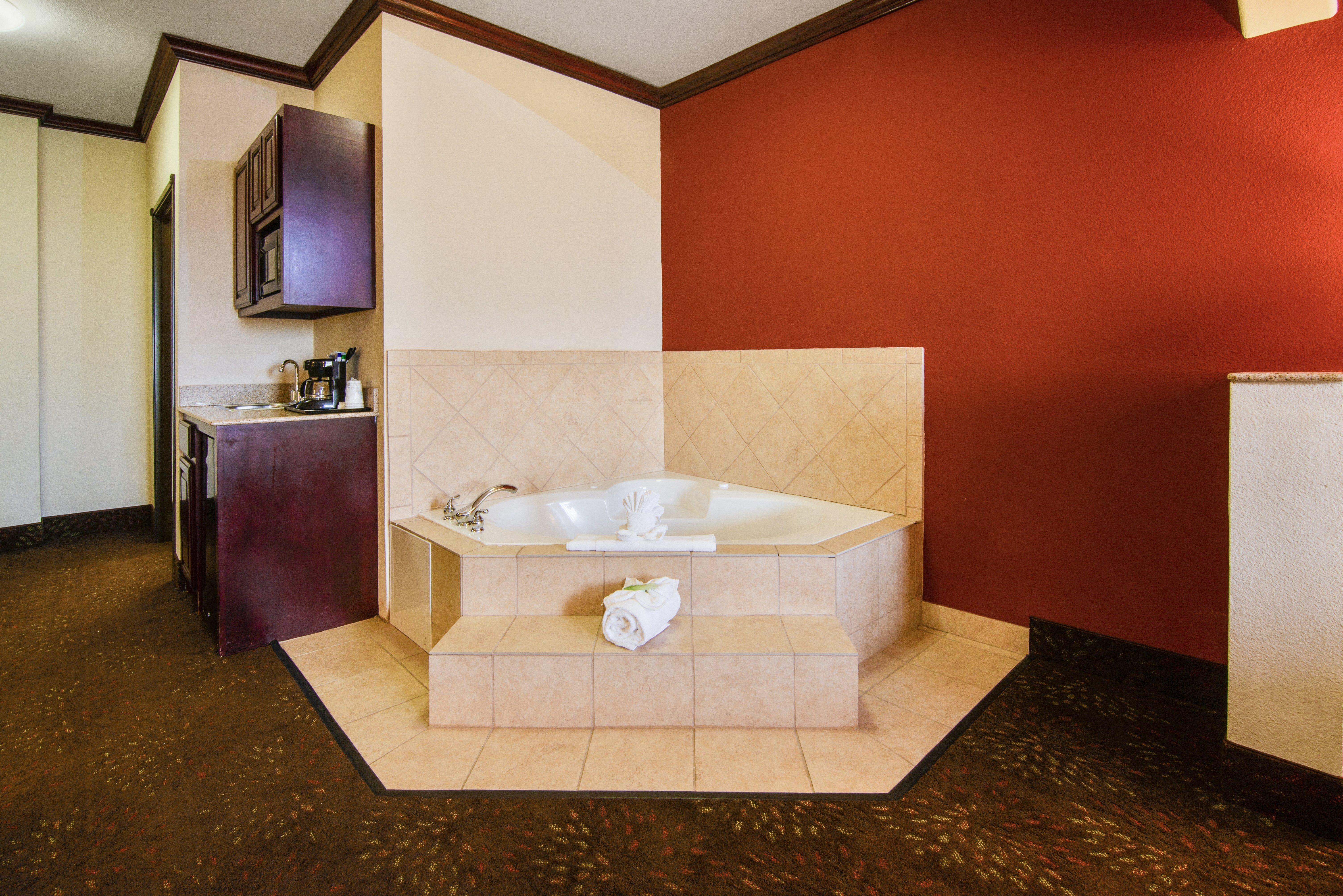 Holiday Inn Express Hotel & Suites Terrell By Ihg Экстерьер фото