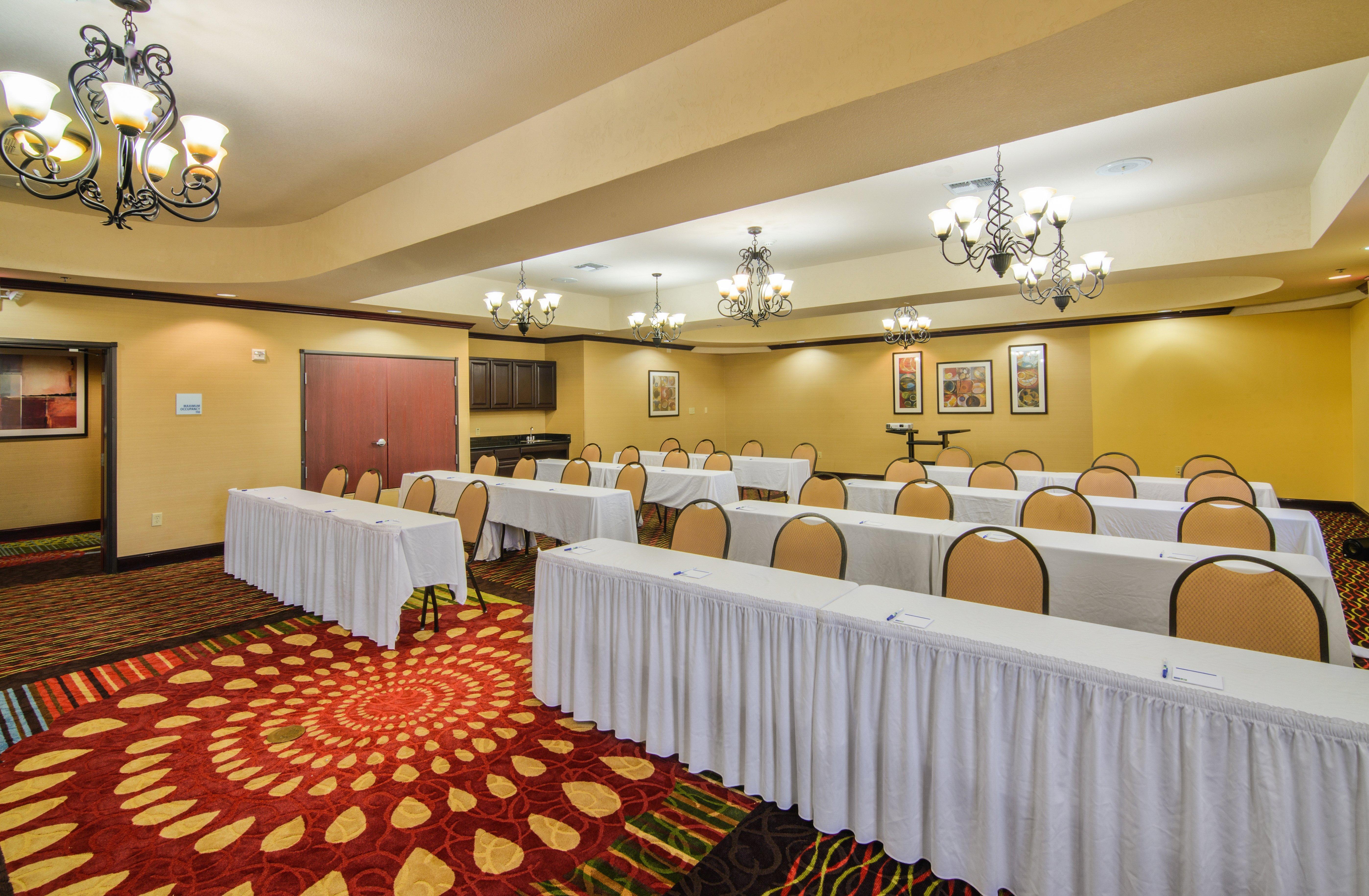 Holiday Inn Express Hotel & Suites Terrell By Ihg Экстерьер фото